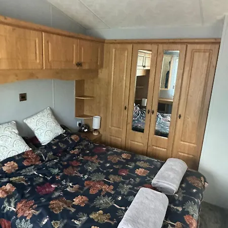 Cosy Static Caravan On The Edge Of The Lakes Lamplugh